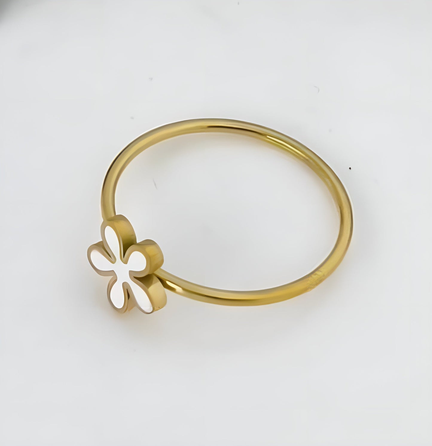 Minimal Flower ring
