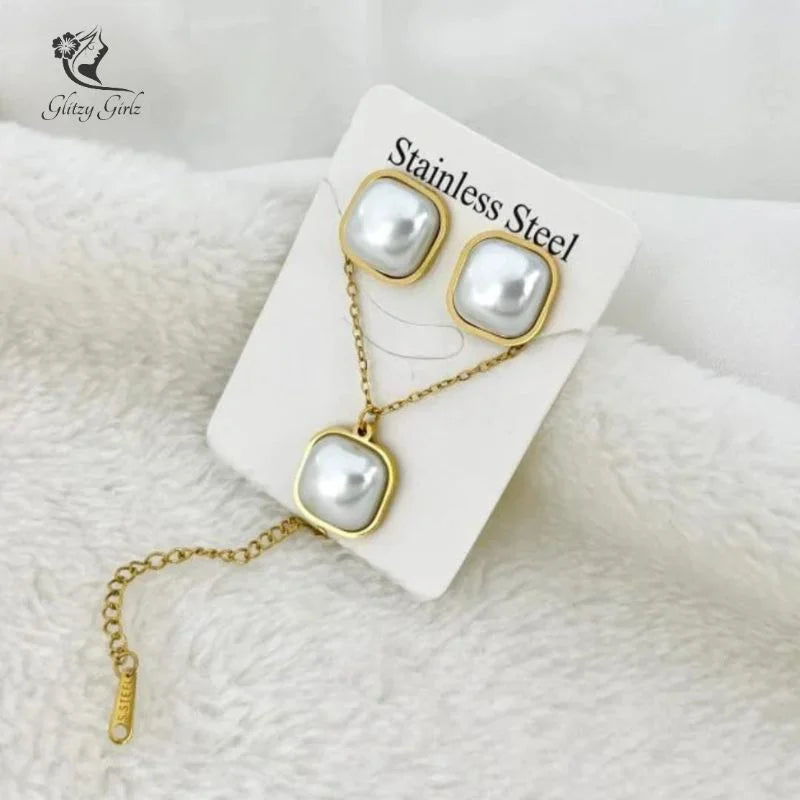 White pearl set